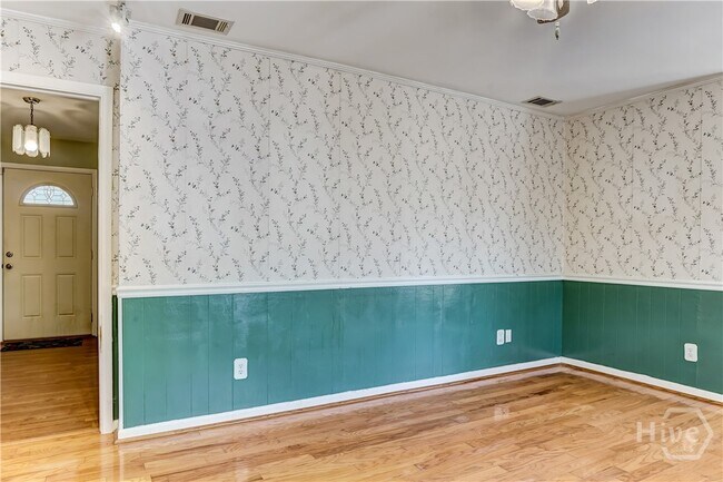 Foto del edificio - 4 Cottingham Dr