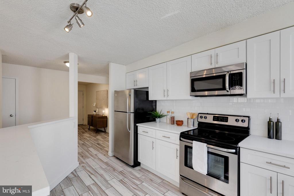 Foto principal - 241 S 6th St