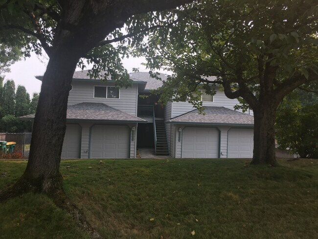 Building Photo - 1202 SW 257th Ave