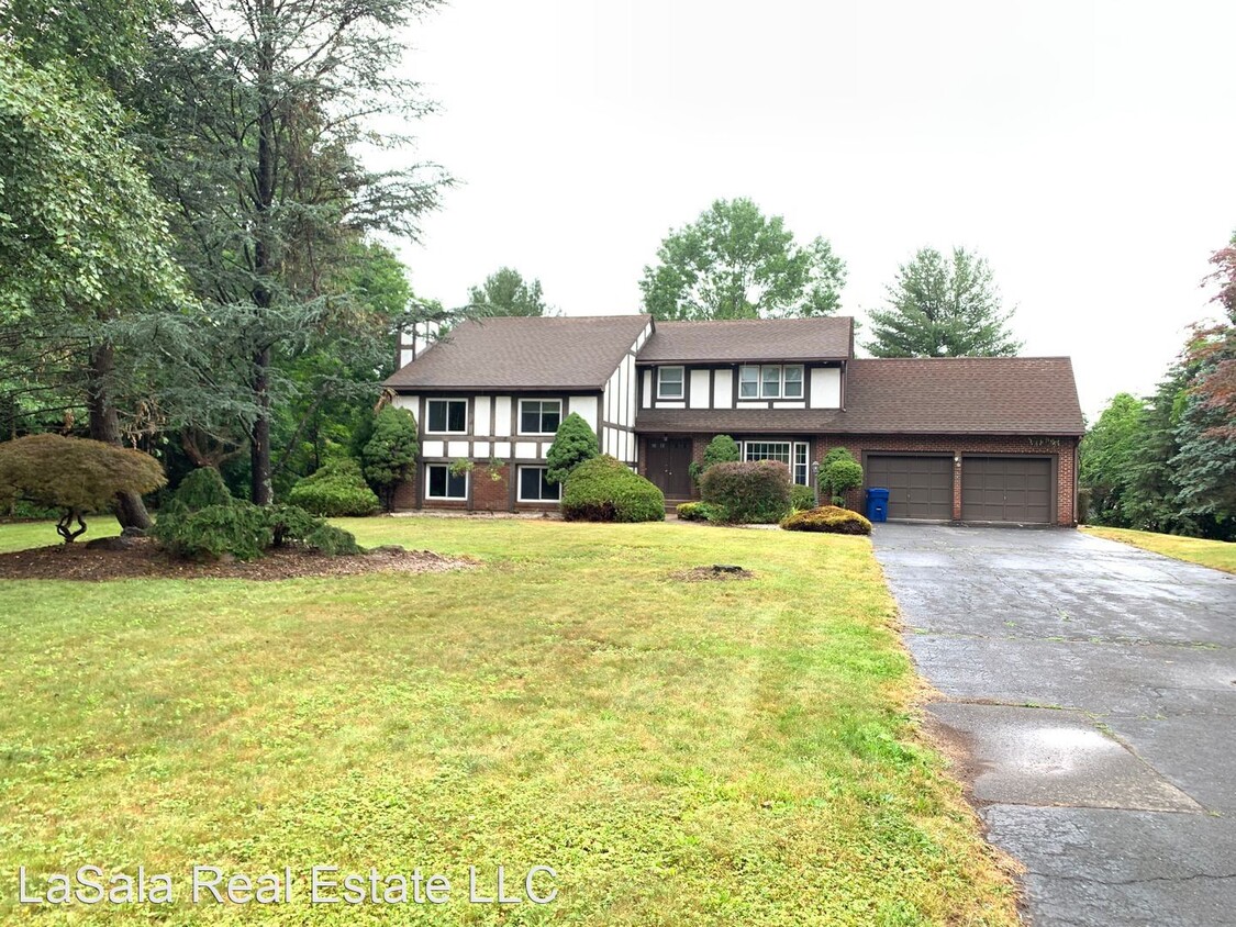 Primary Photo - 4 br, 3 bath House - 21 Deanne Lynn Circle