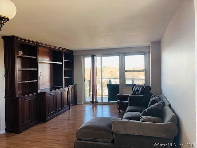 Building Photo - 2625 Park Ave