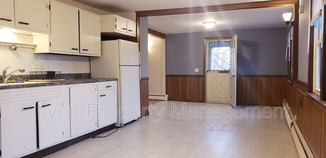 Foto del edificio - 45 Concord Ave