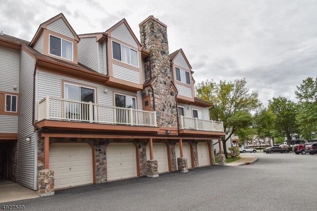 Building Photo - 133 Woods Edge Dr