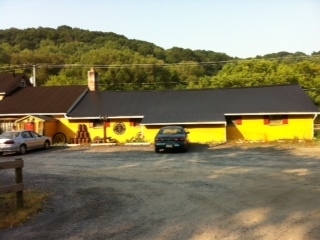 Building Photo - 3 Mile House