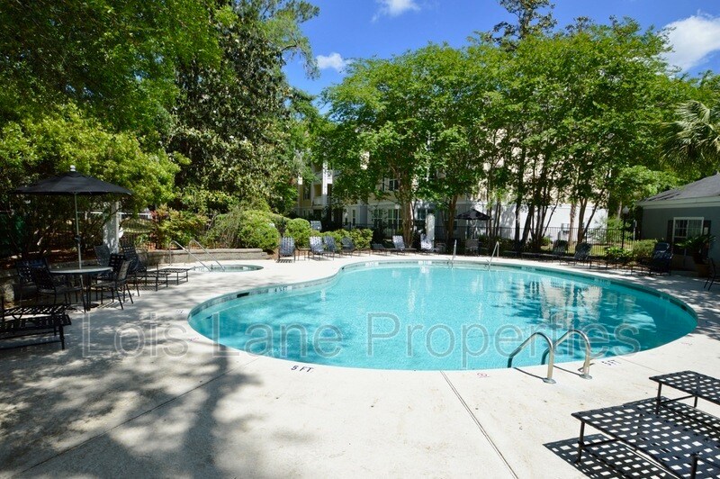 Primary Photo - 60 Fenwick Hall Allee