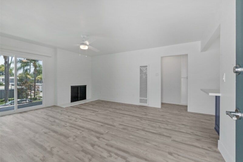 Primary Photo - 1601 Bedford Ln