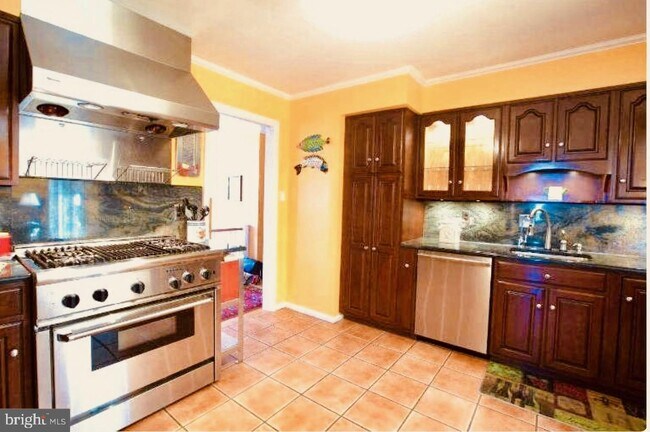 Foto del edificio - 2322 S Pierce St