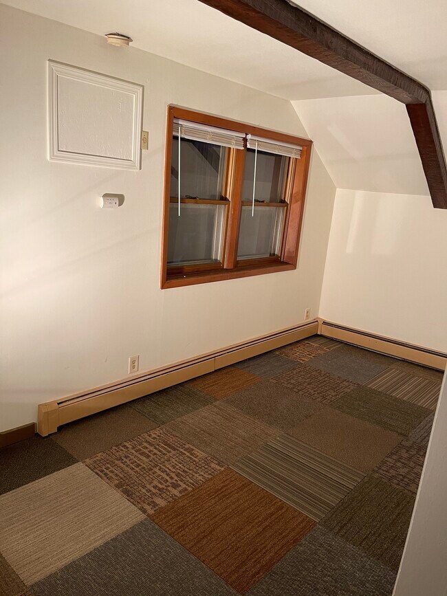 Bedroom - 822A Washington St