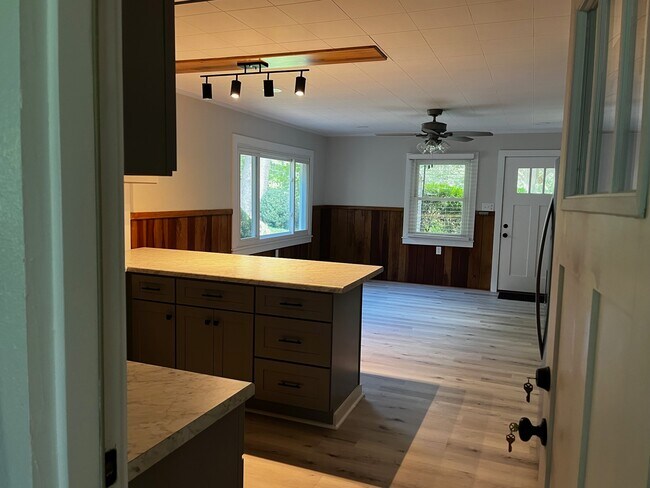 Building Photo - 3269 US-176