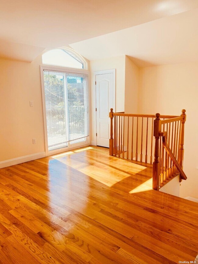 5722 256th St Unit 2Fl, Queens, NY 11362 Apartment for Rent in