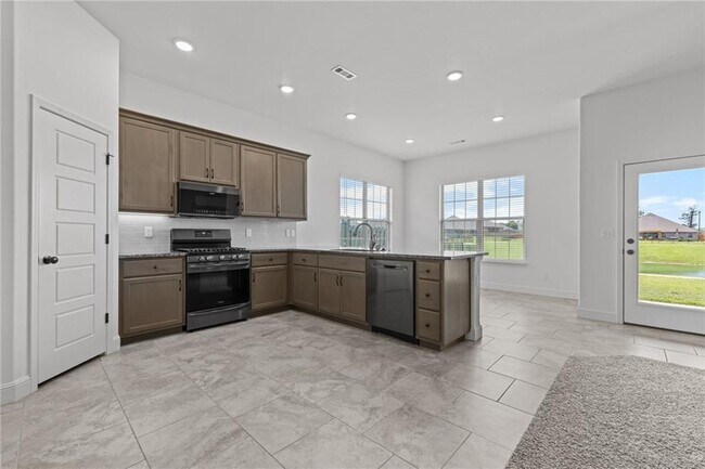 Foto del edificio - 731 Melrose Pl