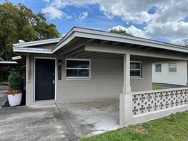 Building Photo - 3011 Martin St