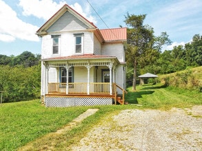 Building Photo - 121 Brady Rd