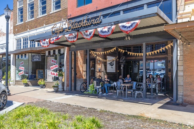 Local restaurants get busy on weekends and evenings in Denison.