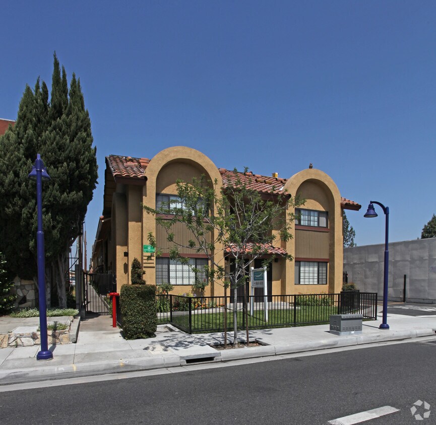 Foto del edificio - Heritage Manor Apartments