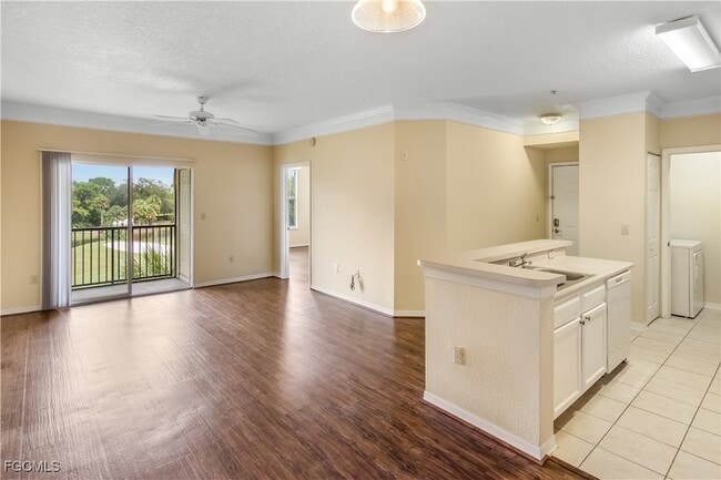 Building Photo - 11490 Villa Grand