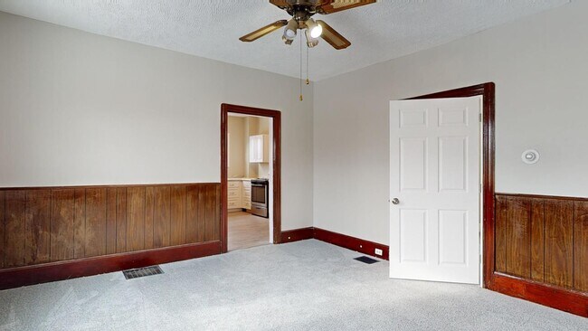 Building Photo - Clark / Fulton Area - Single Family Home -...