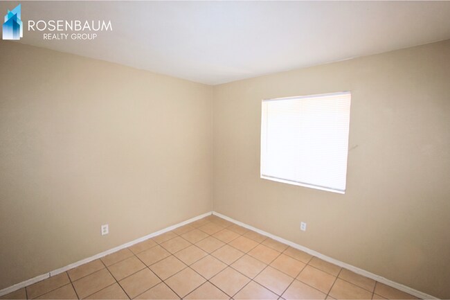 Foto del edificio - 2747 E Chipman Rd