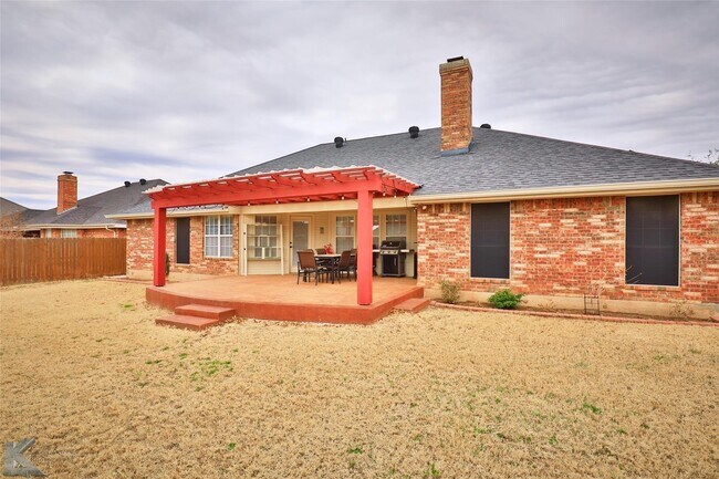 Foto del edificio - 5434 Willow View Rd