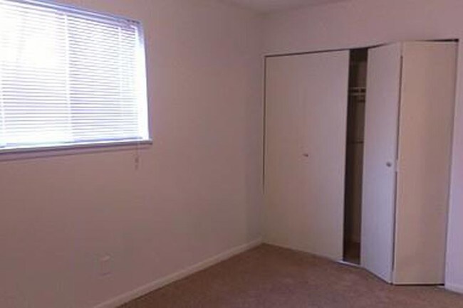 Foto del edificio - zzBethany Park Plaza