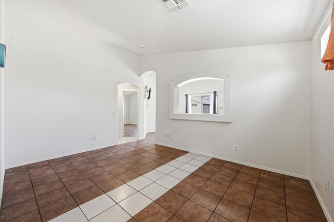 Foto del edificio - 12418 W Windrose Dr