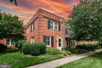 Building Photo - 1510 S Edgewood St