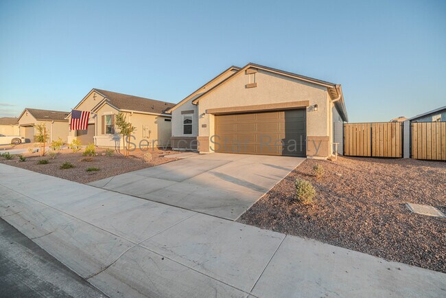 Foto del edificio - 5549 E Cinder Ln