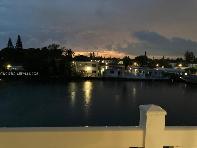 Foto del edificio - 7900 Tatum Waterway Dr