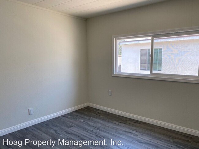 Foto del edificio - 4631-4633 Grape St