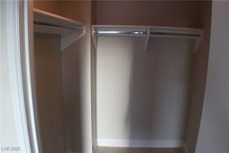 Building Photo - 222 Karen Ave