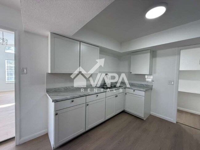 Foto del edificio - 7462 Meadow Breeze Dr