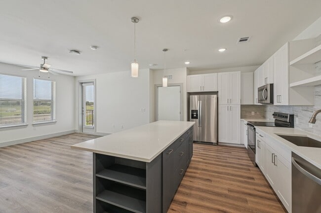 Building Photo - Soltra Firewheel