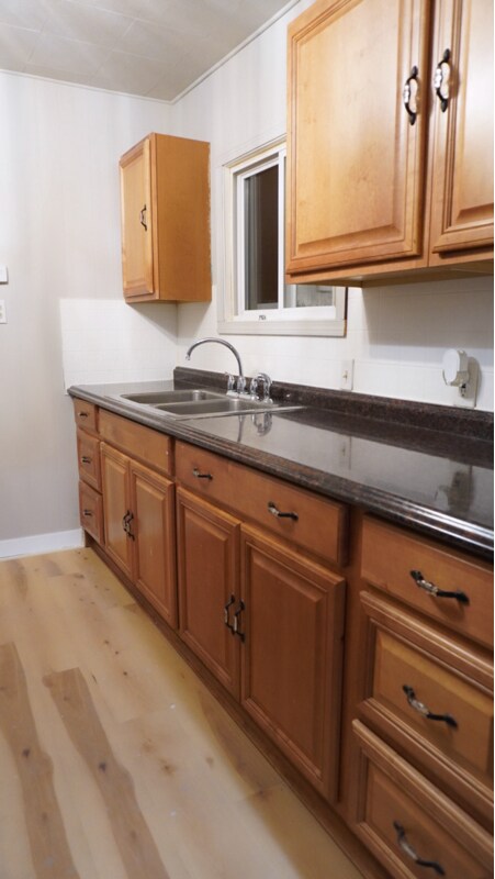 Foto del edificio - 897 E 3rd St