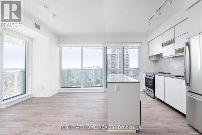 Photo du bâtiment - 4065 Confederation Pkwy