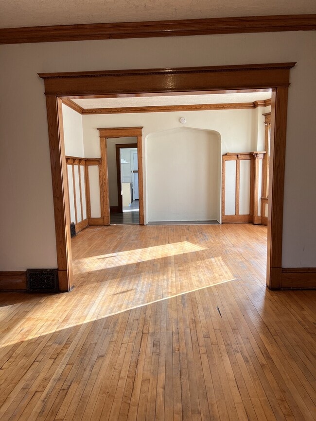 Building Photo - 2364 N 44th St