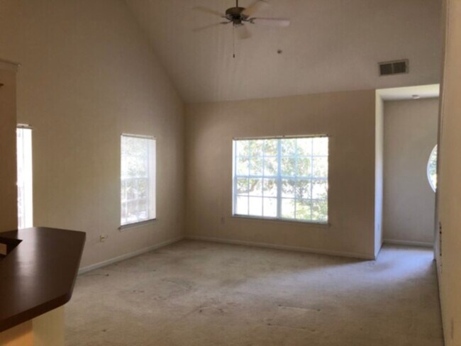 Building Photo - 1 bedroom
