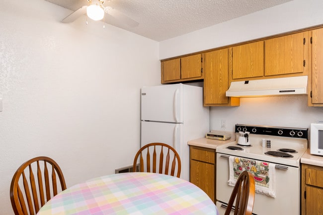 Building Photo - Perris Village Apartments