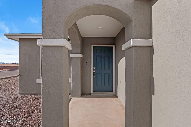 Building Photo - 14541 Faxon Yucca