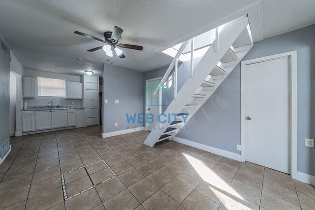 Building Photo - 15417 Flud Rd