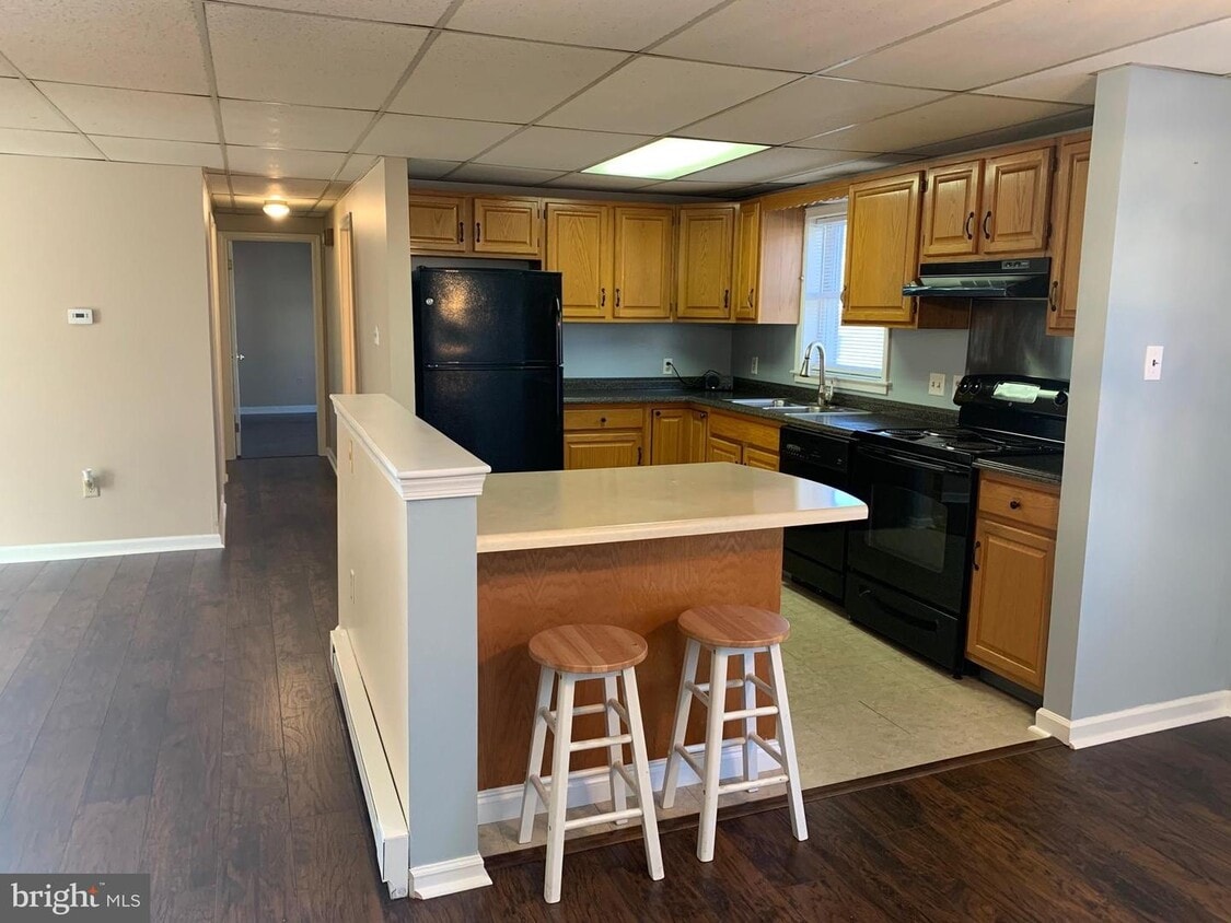 292 W 2nd St, Waynesboro, PA 17268 Room for Rent in Waynesboro, PA