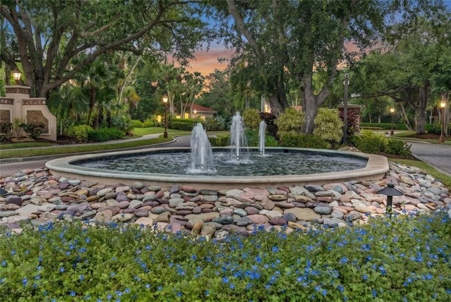 Foto del edificio - 542 Misty Pine Dr