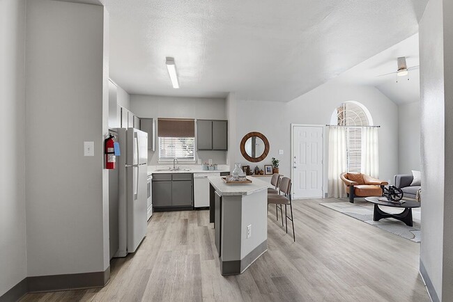 Building Photo - Almeda Park Apartments