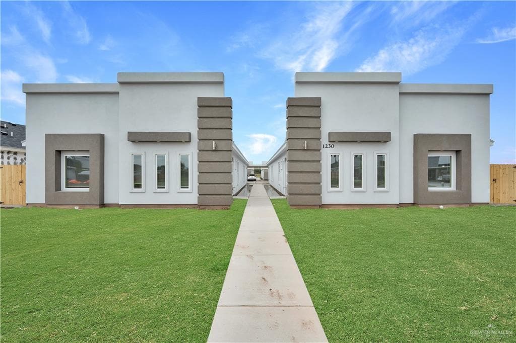 Foto principal - 1230 Valle Vista St