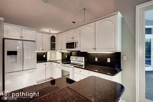 Building Photo - 4 br, 3 bath House - 1929 Ayrshier Place