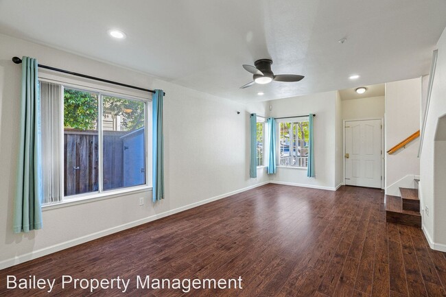 Building Photo - 5 br, 2.5 bath House - 591 Skypark Drive