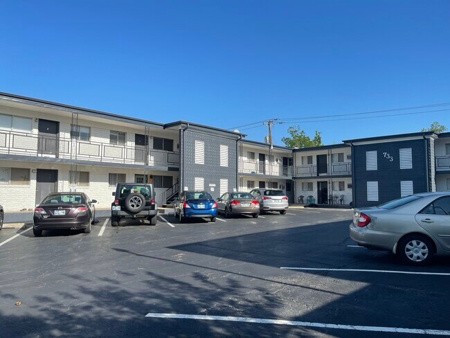 Closest Apartment to OU Medicine, VA, OMRF - 733 NE 14th St
