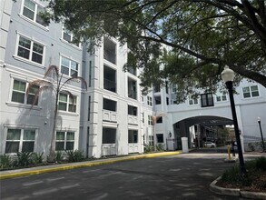Building Photo - 206 E South St
