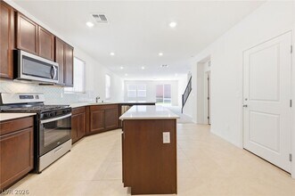 Building Photo - 3765 Osiris Ave