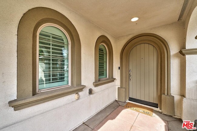 Foto del edificio - 11842 Nixon Ln