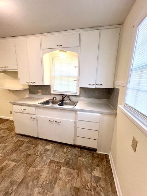 Kitchen - 1628 E McDaniel St